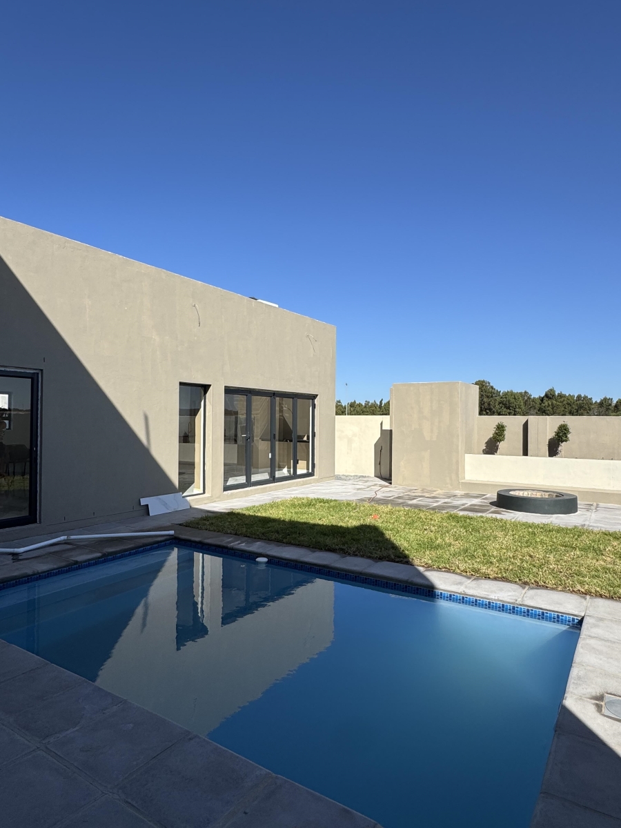 4 Bedroom Property for Sale in Sandown Western Cape